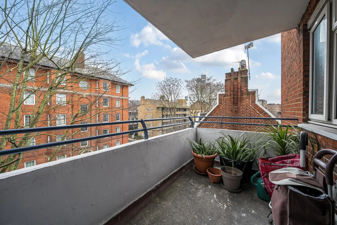 2 bed flat for sale — Lockyer Estate, London, SE1
