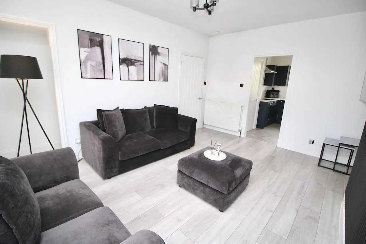 Carntyne Road, Glasgow, G32 6NF, photo 3