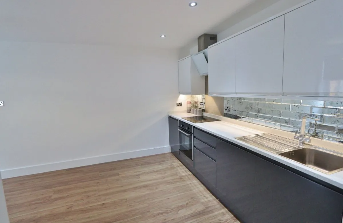 Mercury Gardens, Romford, Romford, RM1 3FB, photo 6