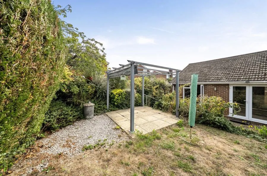 Broadwater Road, Twyford, RG10, photo 18