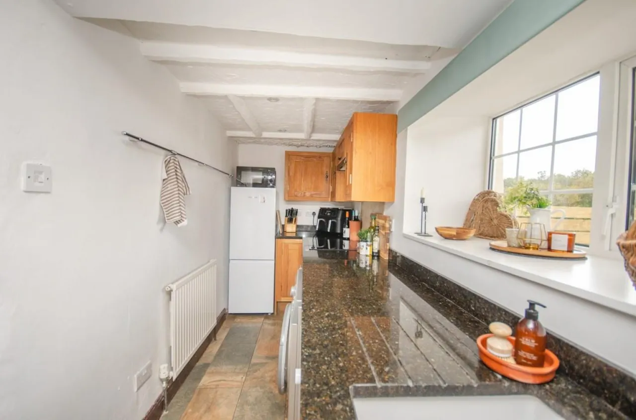 Siston Common, Siston, BS15, photo 10
