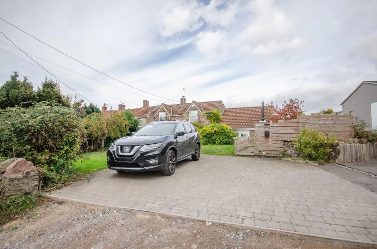 Siston Common, Siston, BS15, photo 22
