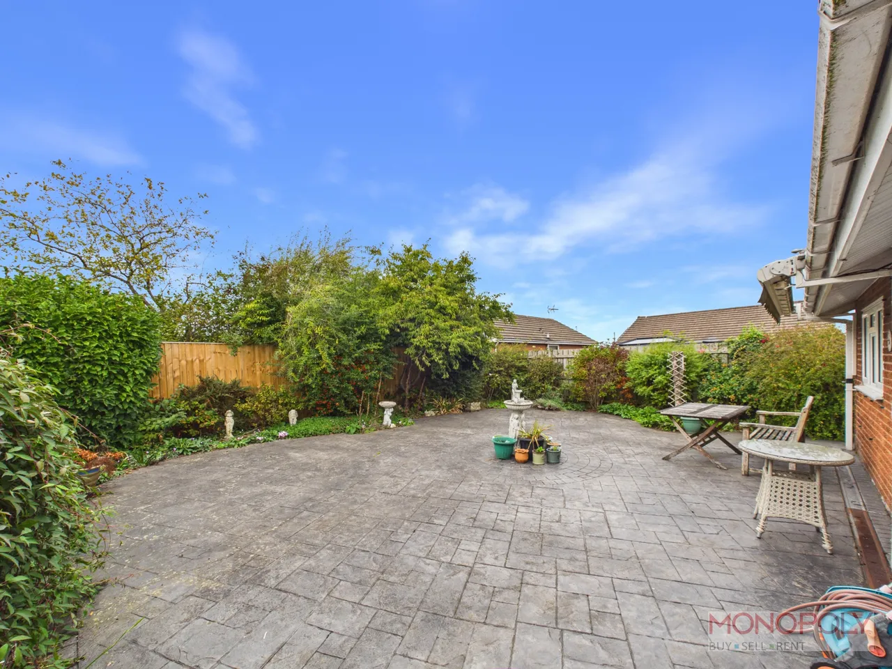 Maple Close, Marford, LL12, photo 12