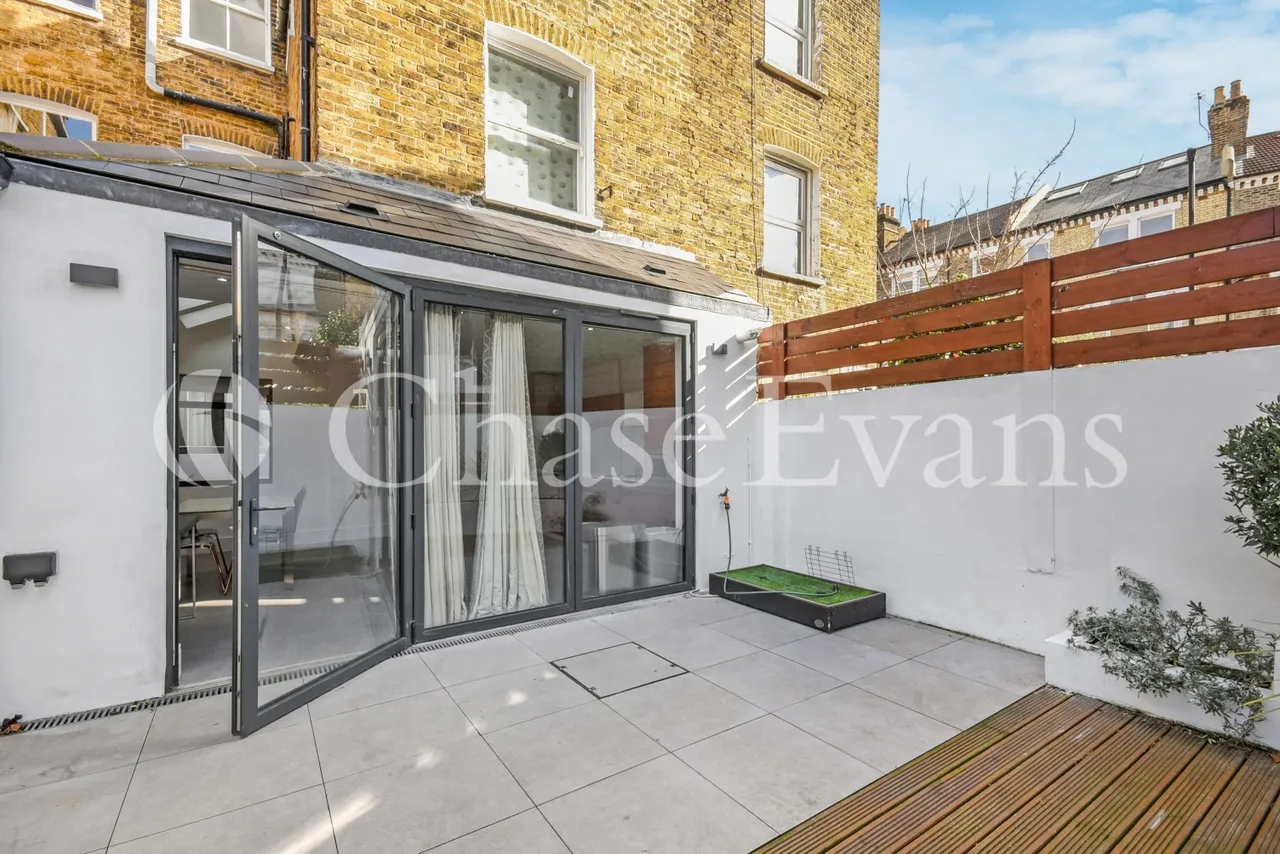 Mayflower Road, London, SW9, photo 8