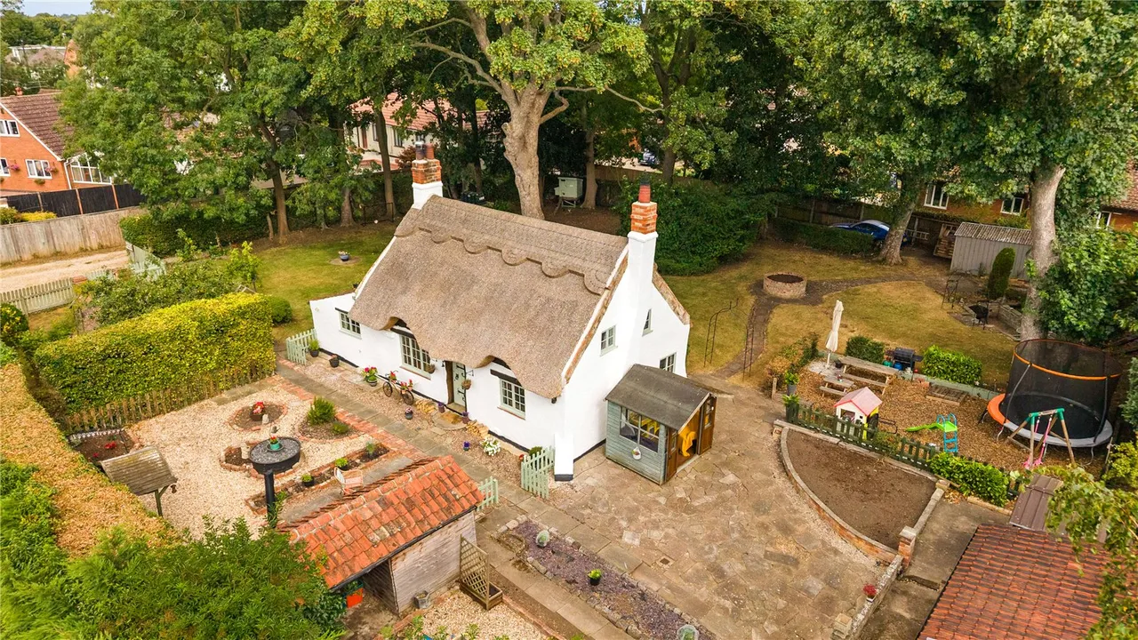 Peppercorn Walk, Holton le Clay, photo 22