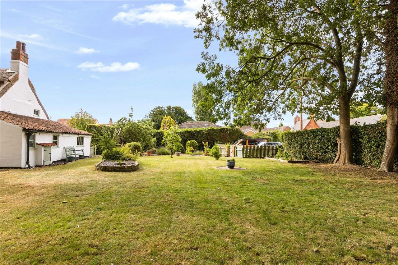 Peppercorn Walk, Holton le Clay, photo 35