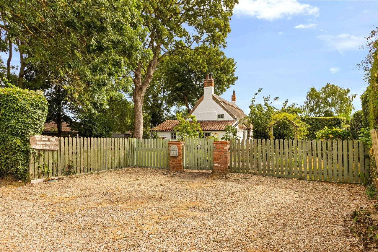 Peppercorn Walk, Holton le Clay, photo 38