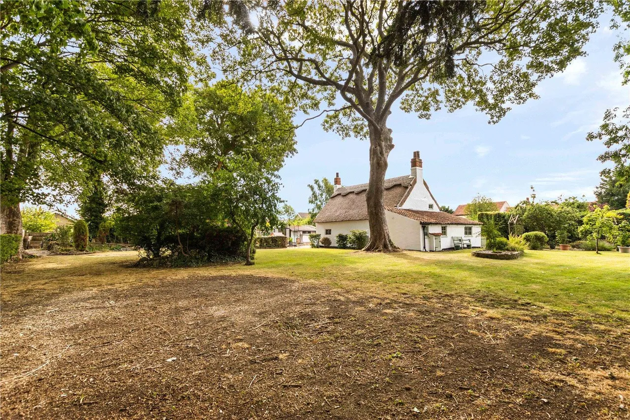 Peppercorn Walk, Holton le Clay, photo 33