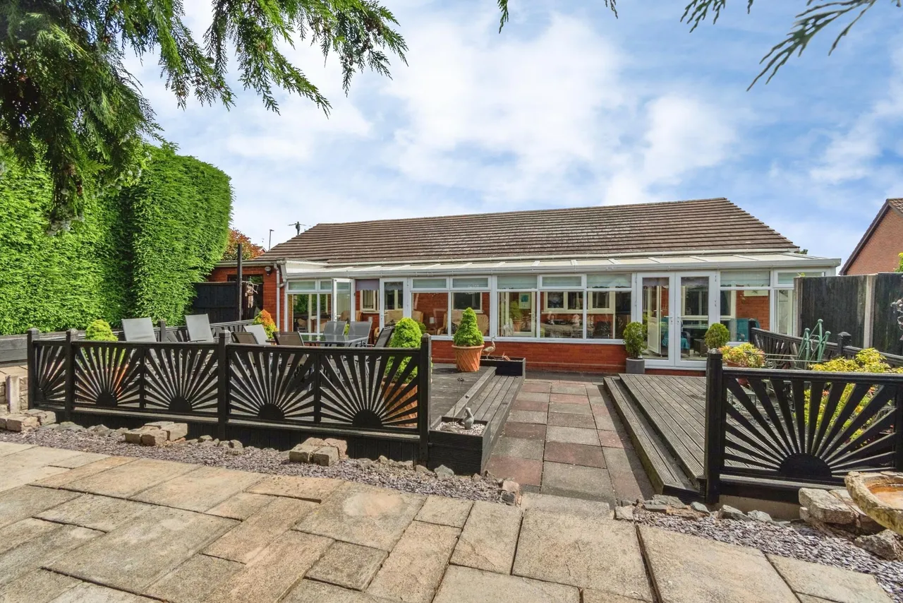 Queens Gardens, Netherton, DY2, photo 20