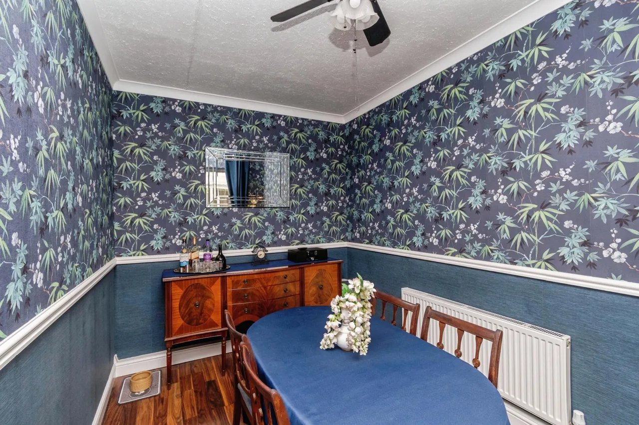 Queens Gardens, Netherton, DY2, photo 7