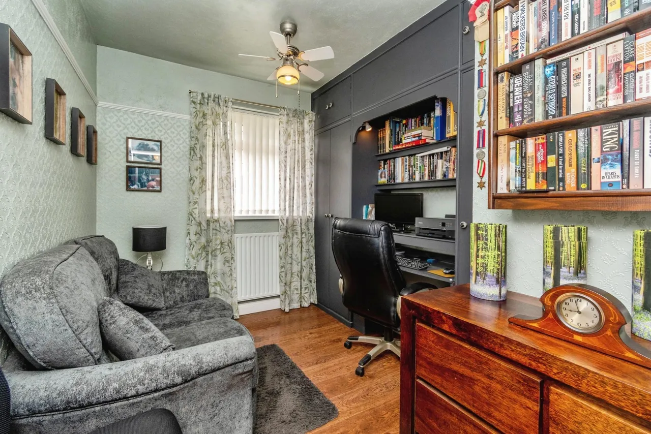 Queens Gardens, Netherton, DY2, photo 16