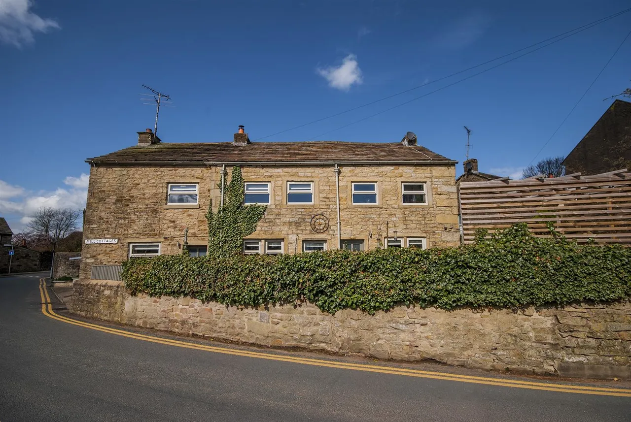Mill Cottages, Salterforth, Lancashire, BB18 5TL, photo 22