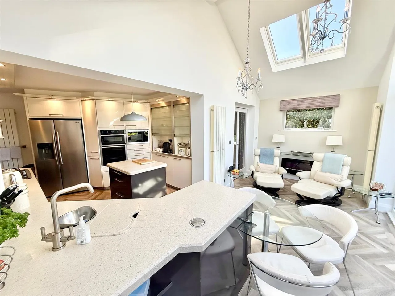 Bollinbarn Drive, Macclesfield, SK10, photo 4