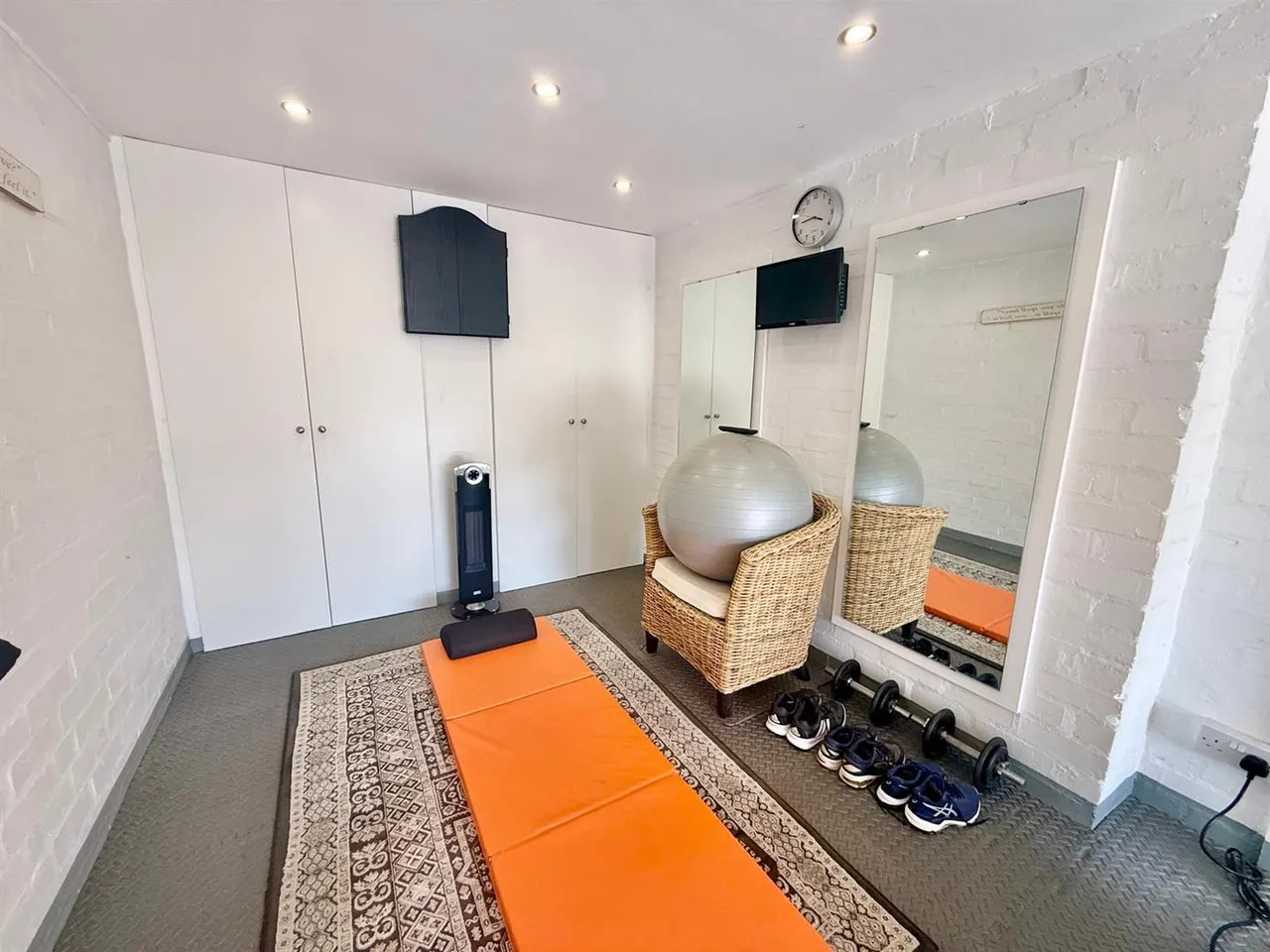 Bollinbarn Drive, Macclesfield, SK10, photo 19