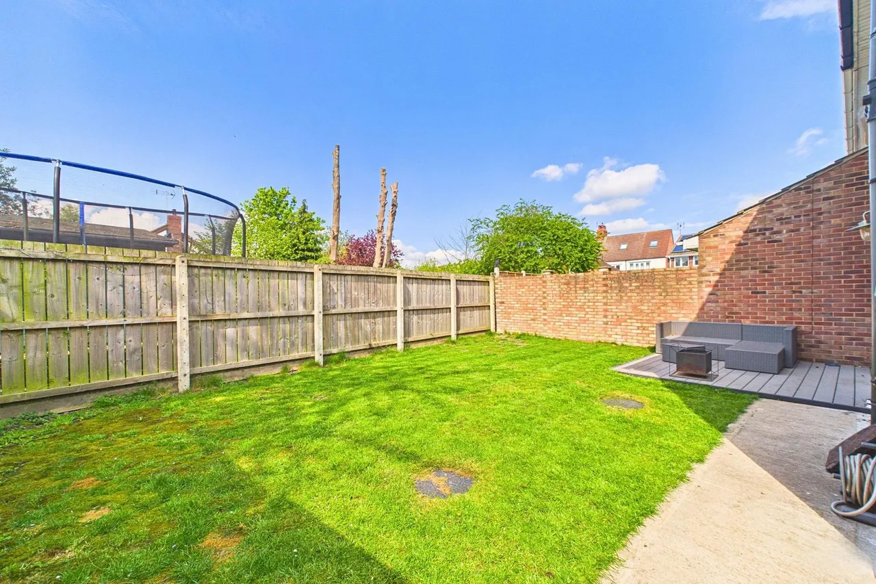 John Harrisons Close, Barrow-Upon-Humber, DN19, photo 23