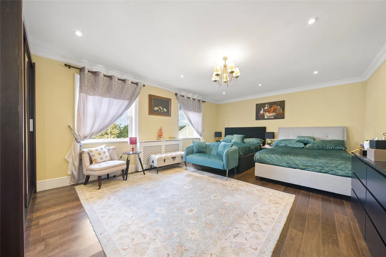 St. Peters Road, Northney, Hampshire, PO11, photo 12