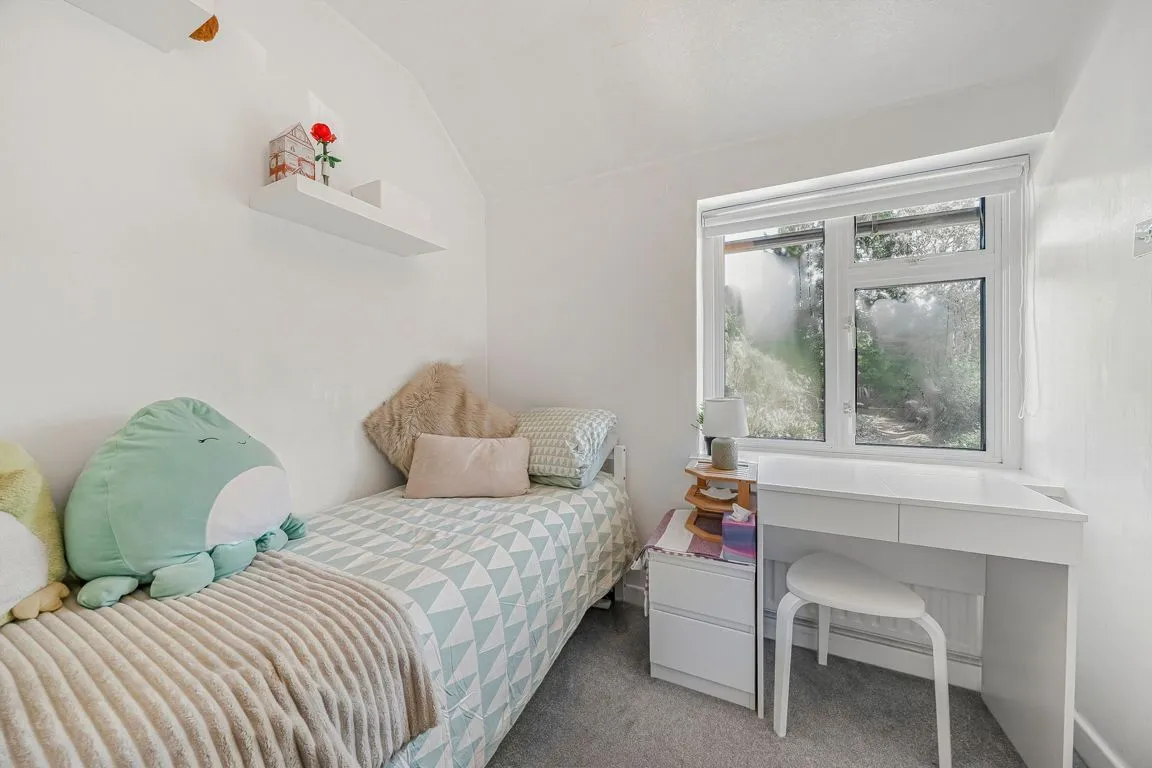Monument Road, Weybridge, KT13, photo 6