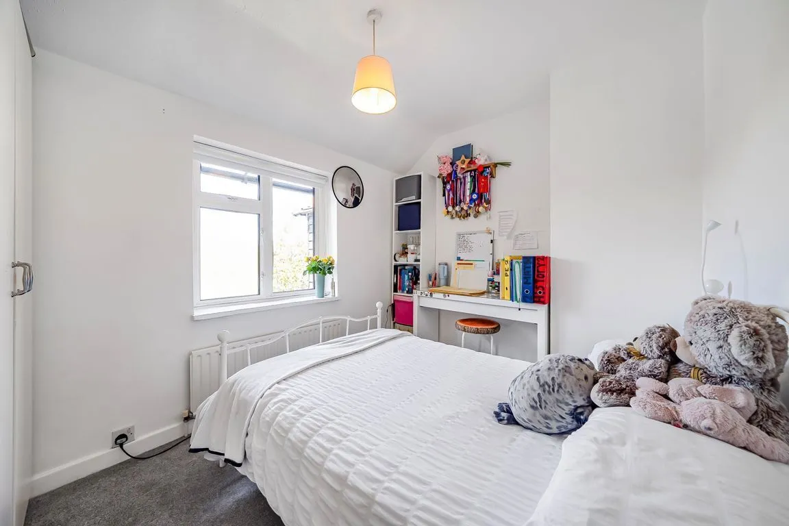 Monument Road, Weybridge, KT13, photo 5