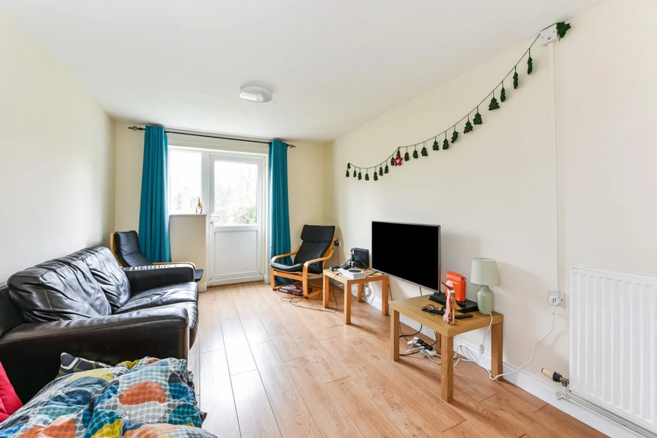 Thurmond Crescent, Stanmore, photo 7