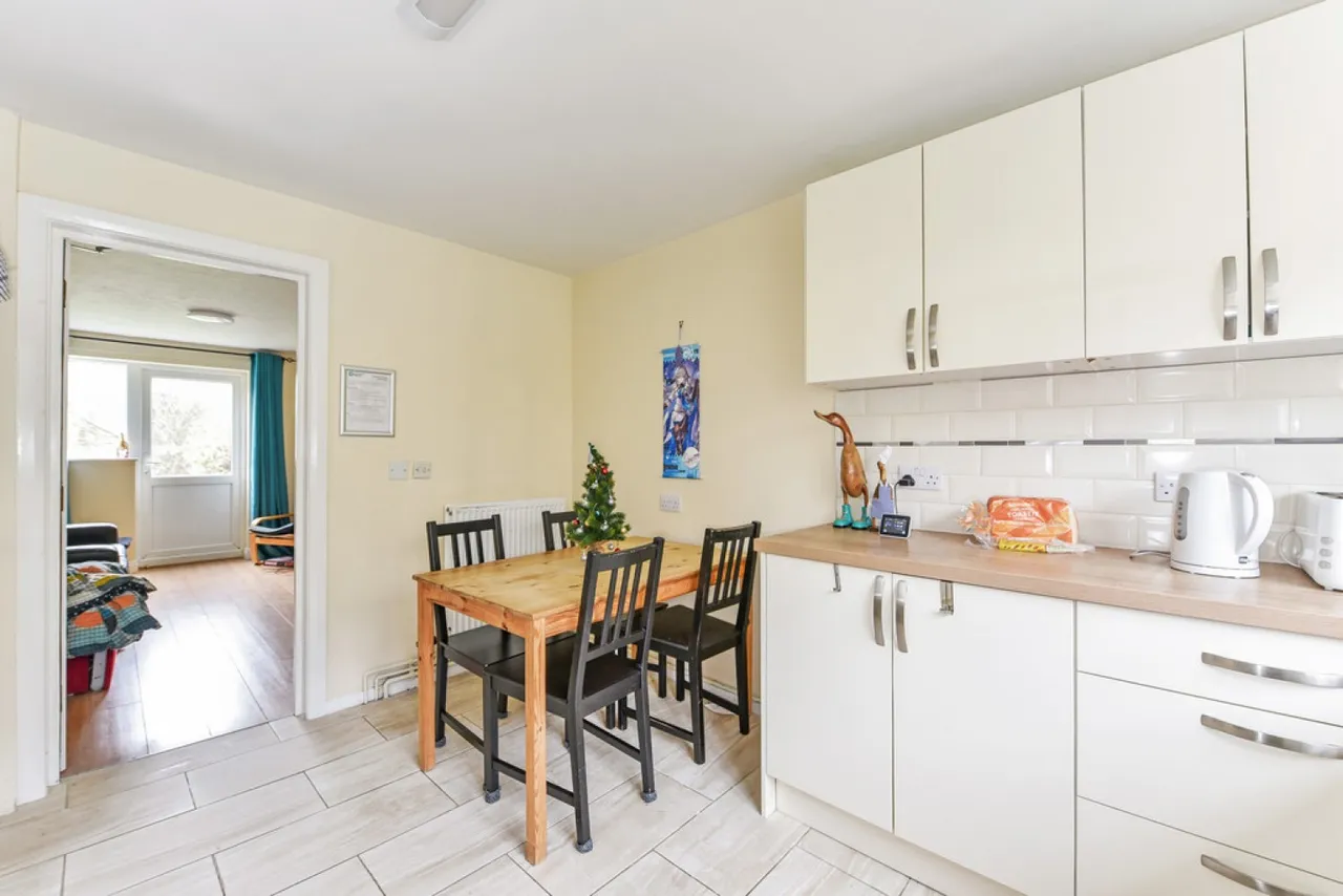 Thurmond Crescent, Stanmore, photo 4