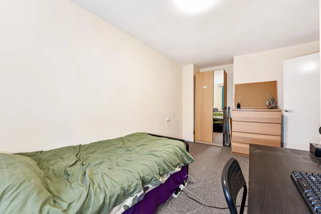 Thurmond Crescent, Stanmore, photo 11