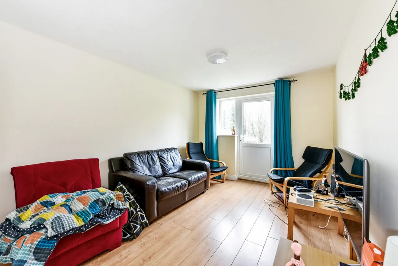 Thurmond Crescent, Stanmore, photo 6