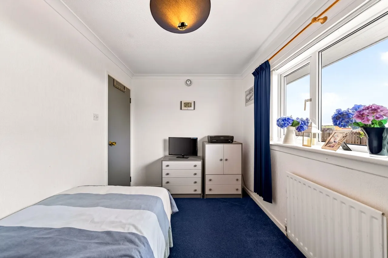 Livingstone Quadrant, Shotts, photo 14