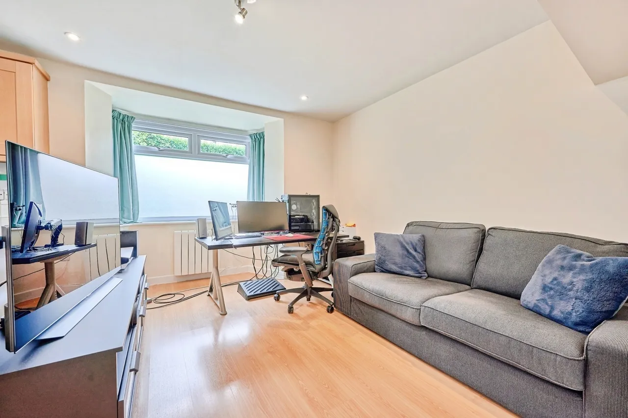 1 bed flat for sale, Histon Road, Cambridge, CB4