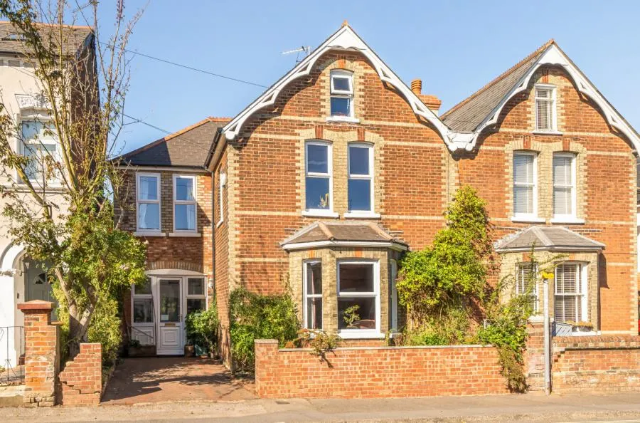 4 bed house for sale, Soper Grove, Basingstoke, RG21