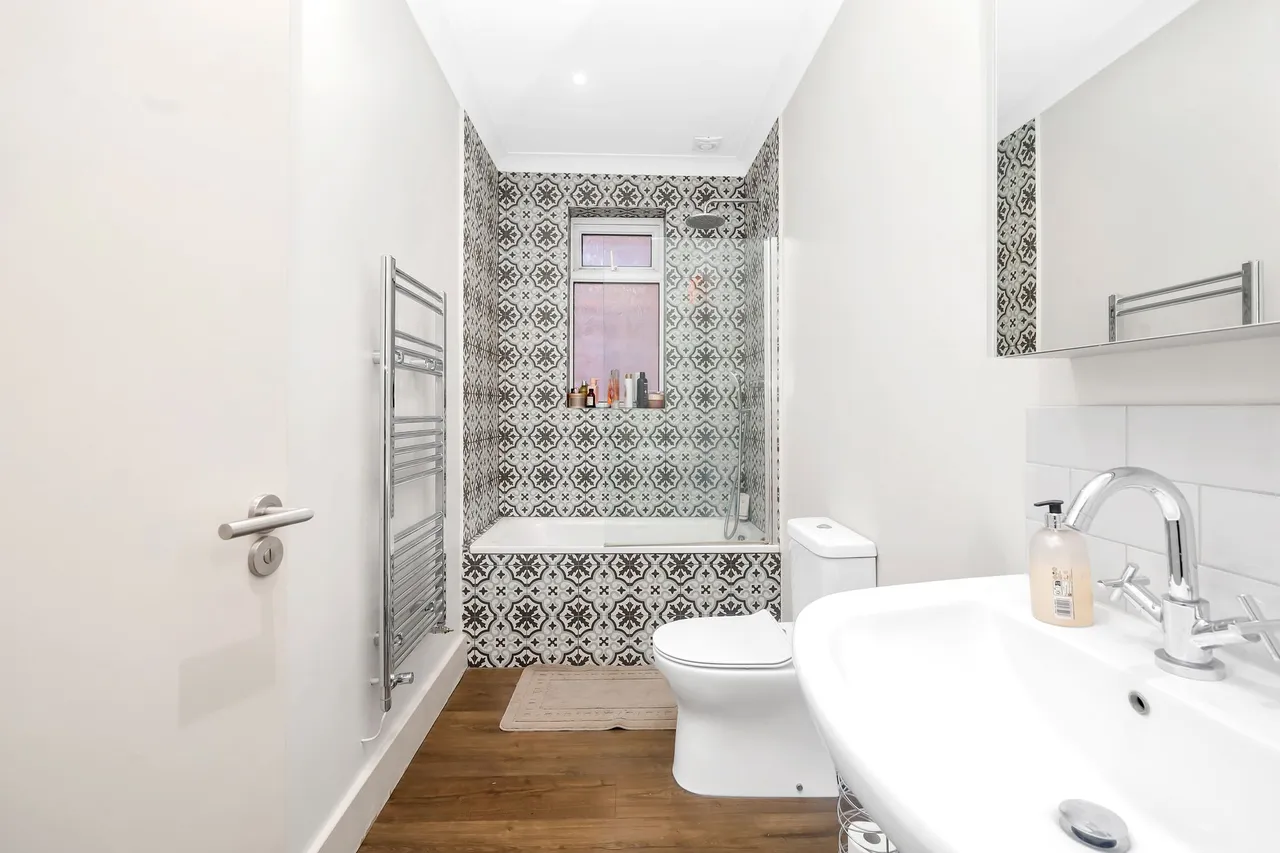 Anson Road, London, NW2, photo 10