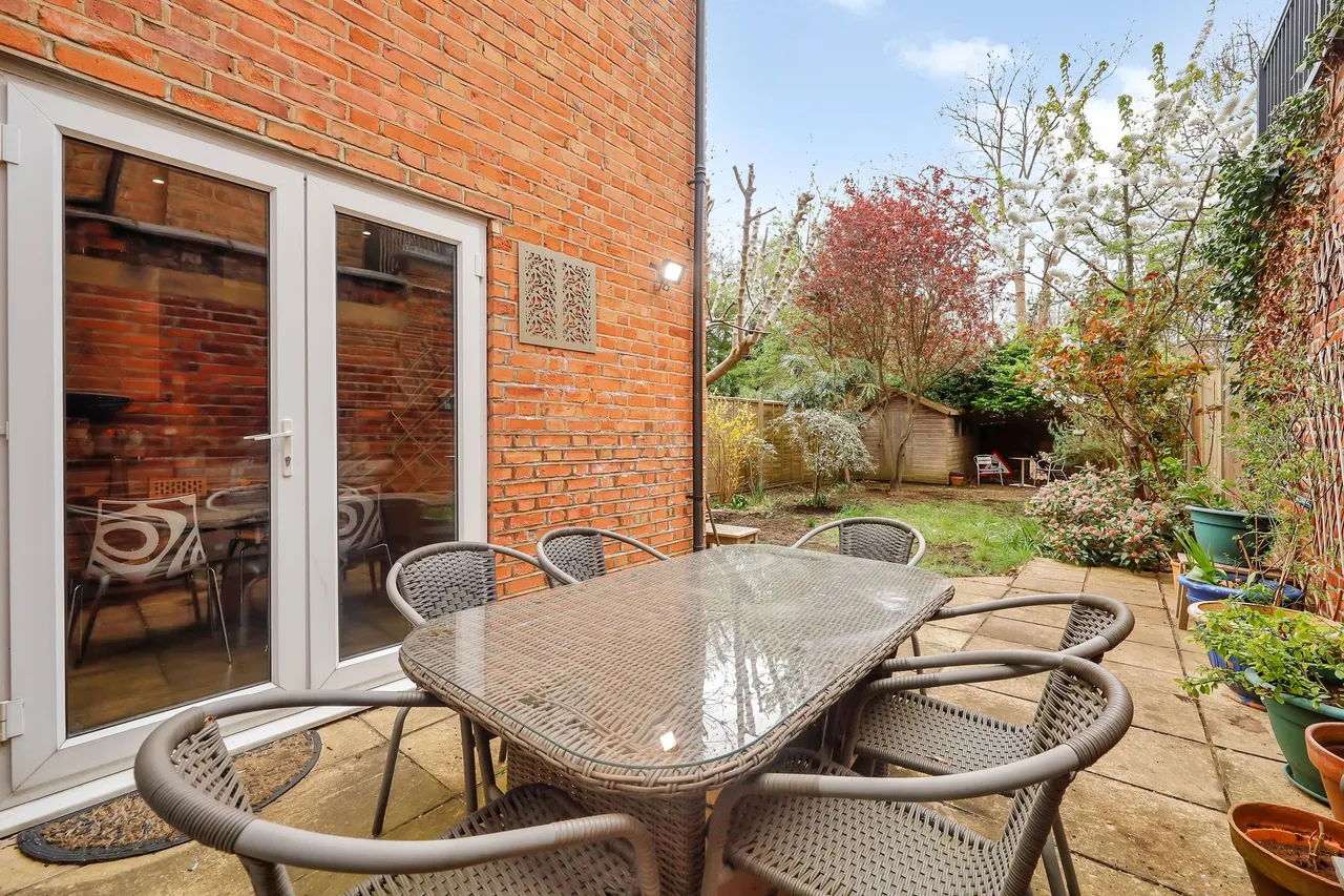 Anson Road, London, NW2, photo 4