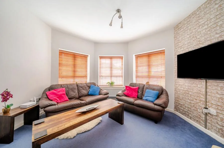 Thomas Brassey Close, Hoole, CH2, photo 4