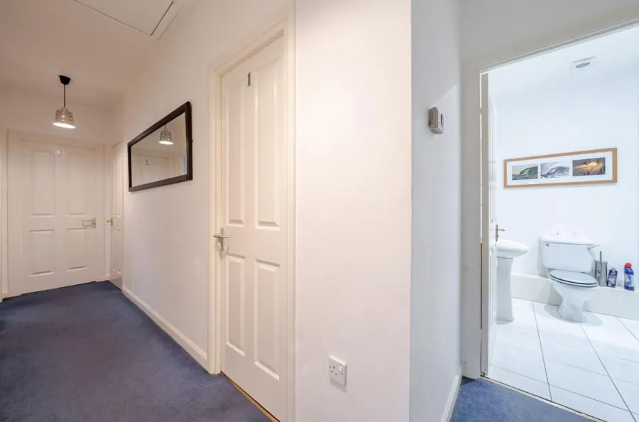 Thomas Brassey Close, Hoole, CH2, photo 15
