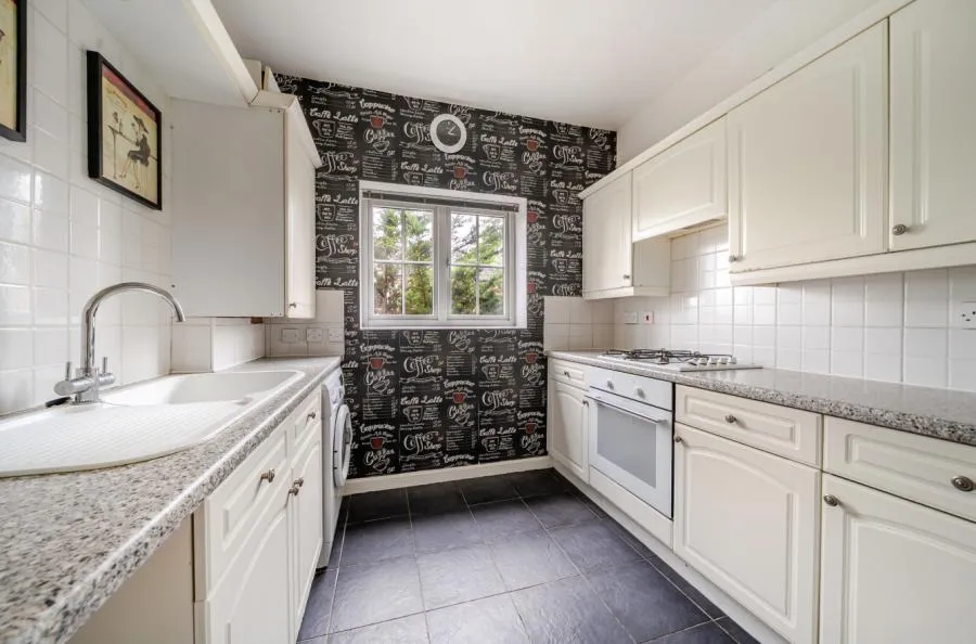 Thomas Brassey Close, Hoole, CH2, photo 5