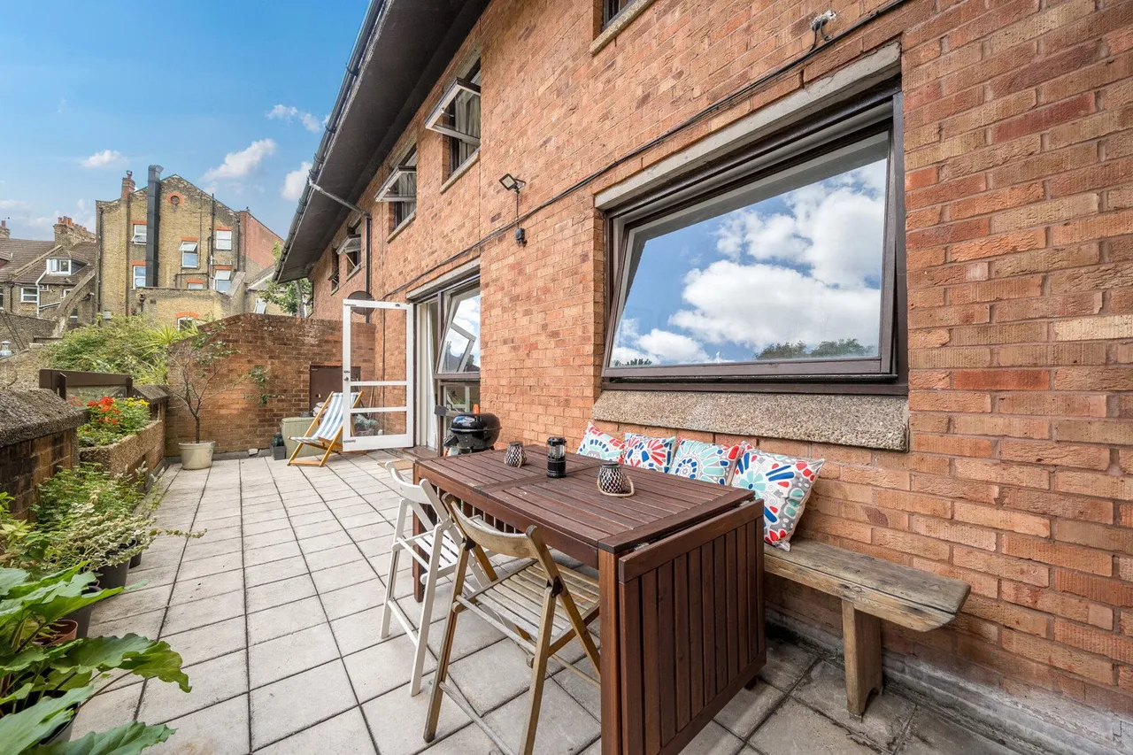 Mary Datchelor Close, SE5, photo 9