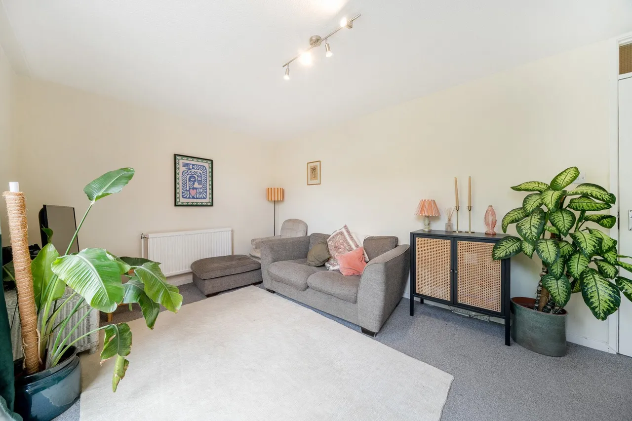 Mary Datchelor Close, SE5, photo 11
