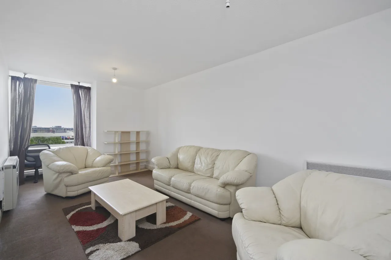 Bramlands Close, Battersea, London, SW11, photo 2