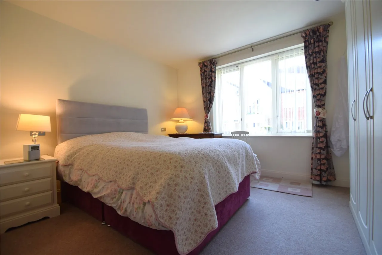 Hammond Way, Yateley, Hampshire, GU46 7AG, photo 14