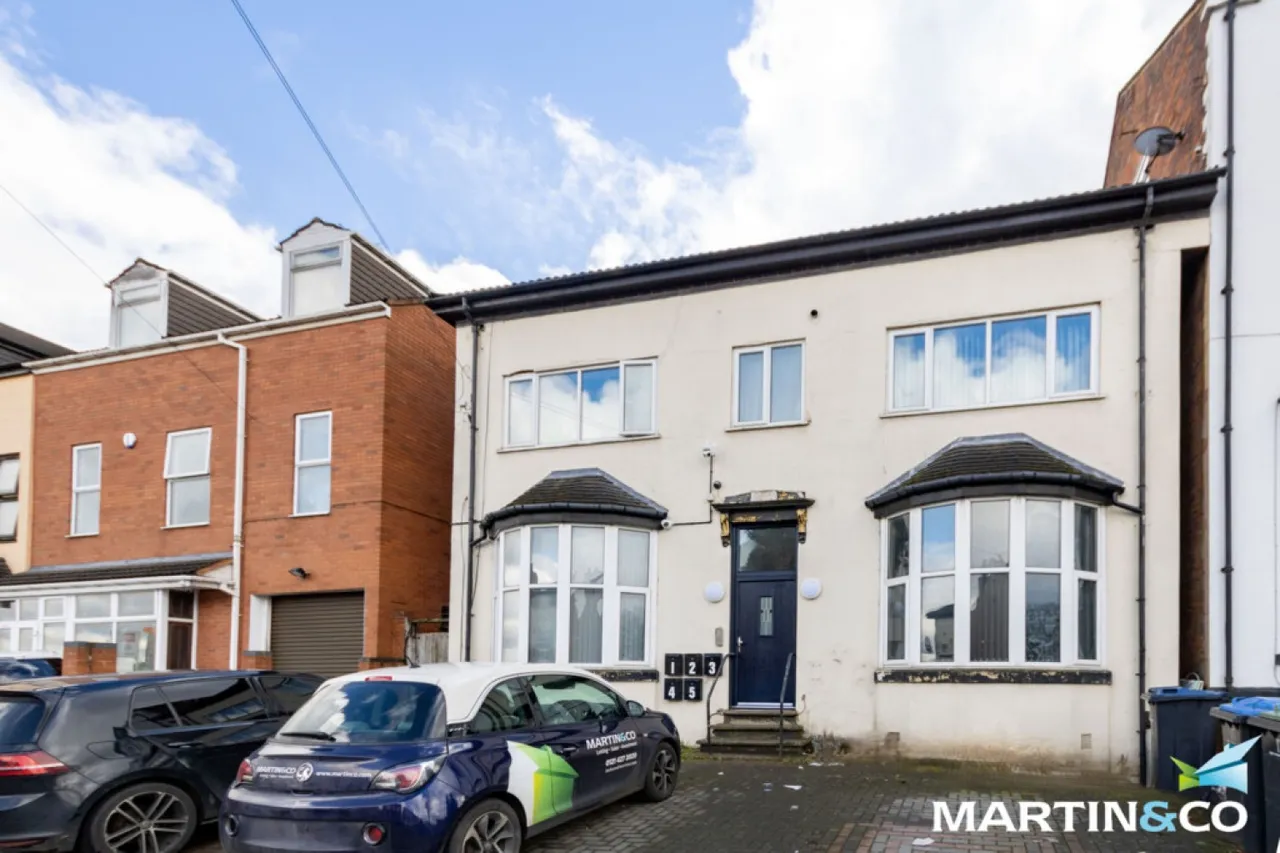 3 bed flat to rent, Victoria Road, Stechford, B33