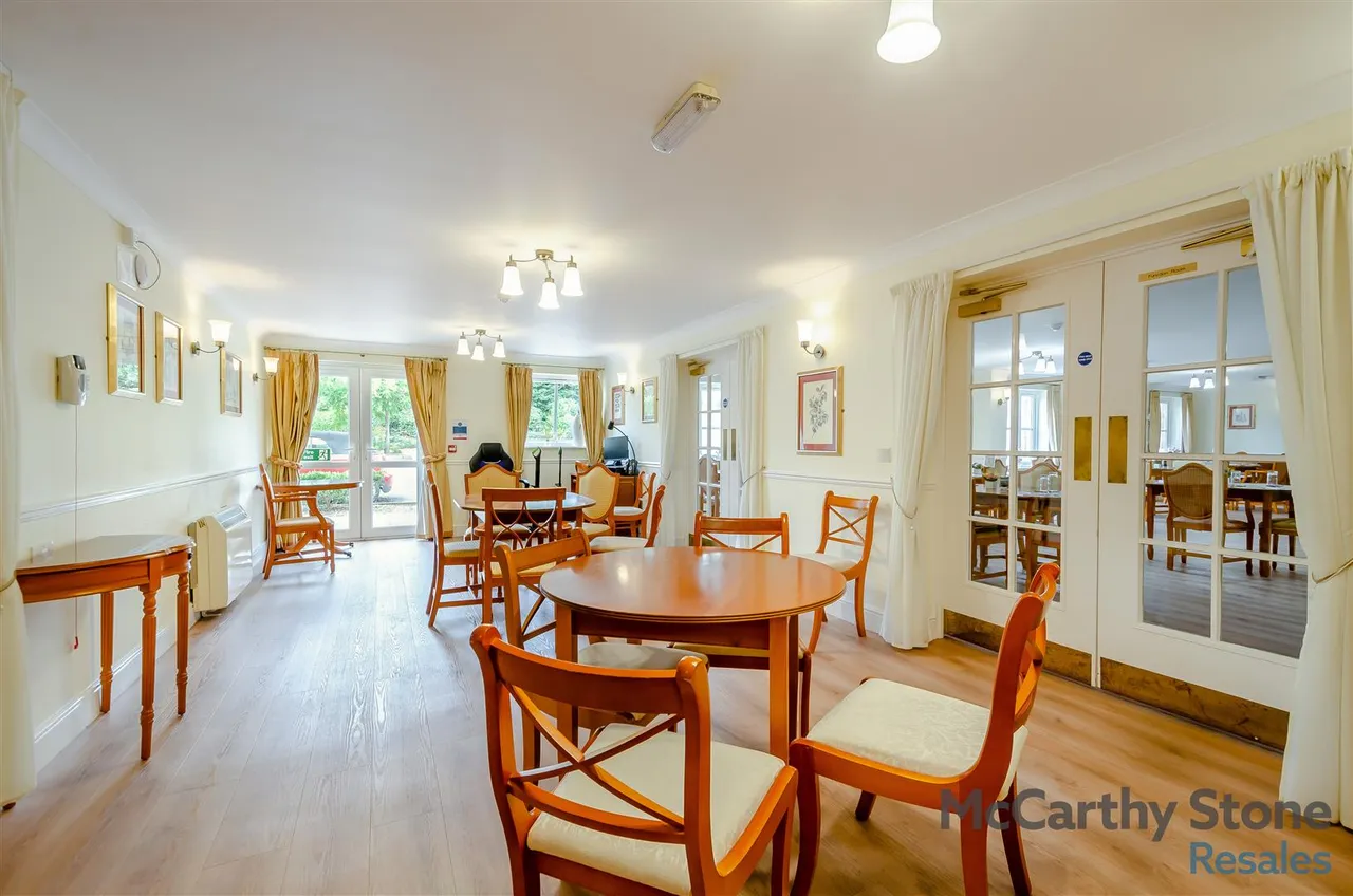 Buckingham Road, Brackley, NN13, photo 18