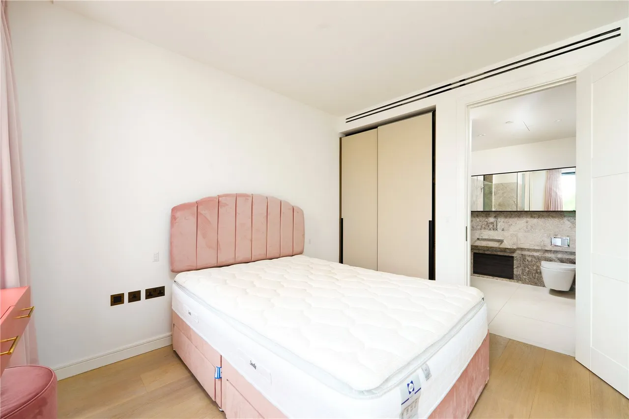 Lincoln Square, Strand, 18 Portugal Street, London, WC2A 2AT, photo 7