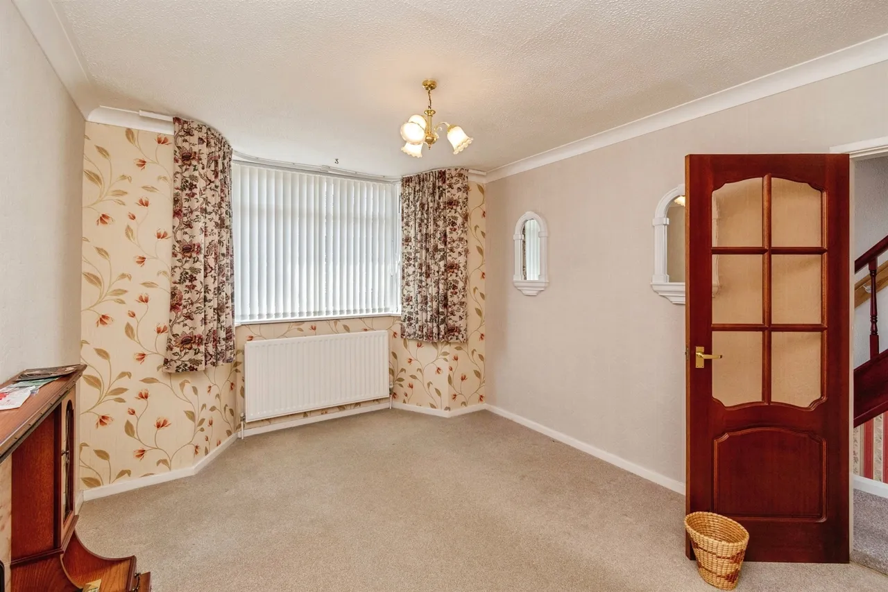 Georgina Avenue, Bilston, WV14, photo 3