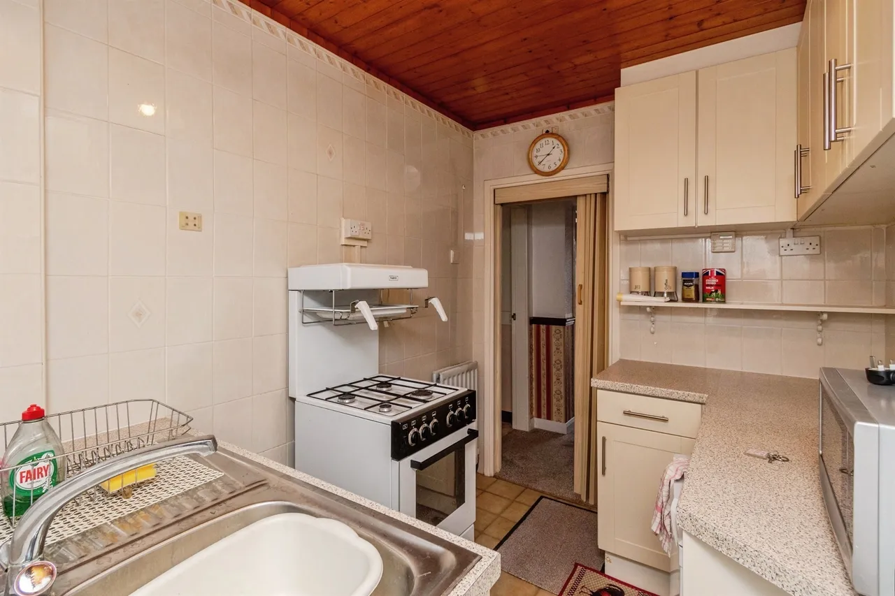 Georgina Avenue, Bilston, WV14, photo 9