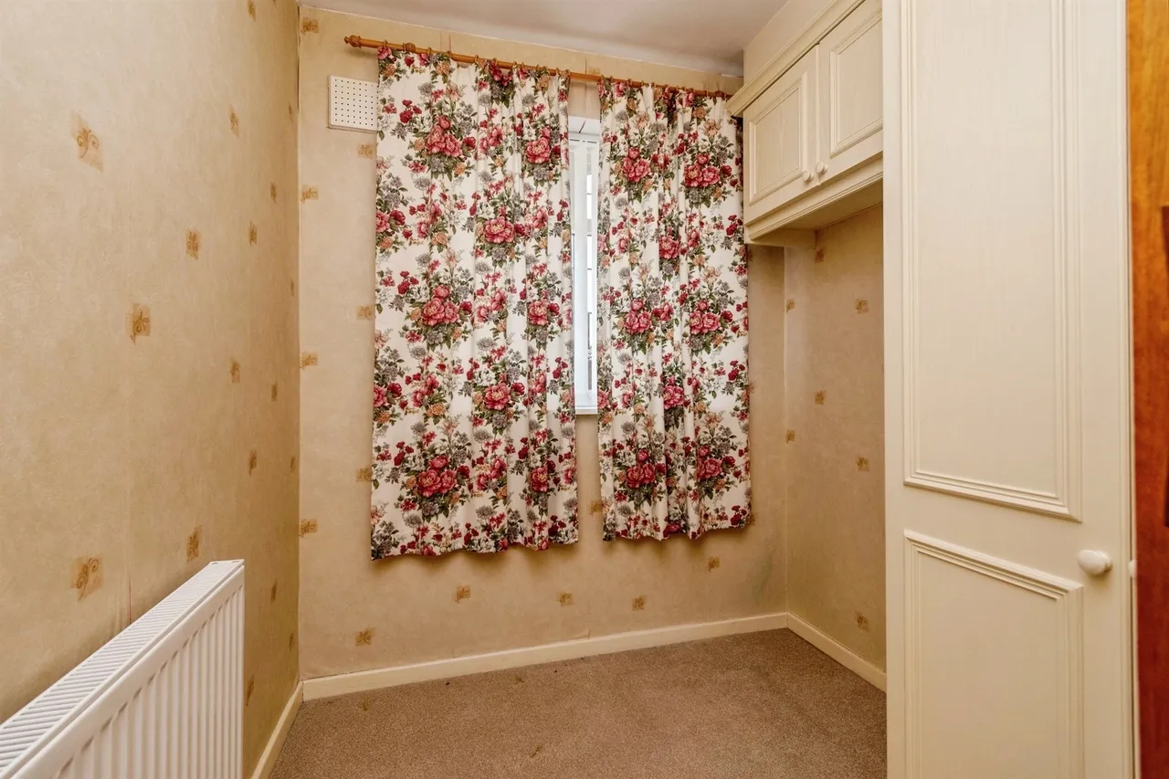 Georgina Avenue, Bilston, WV14, photo 16