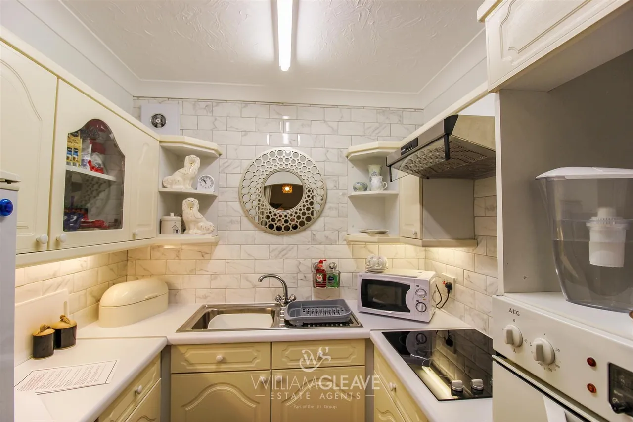 41 Ormeside Grange, Gloddaeth Stree, Llandudno, Conwy, LL30 2DF, photo 7