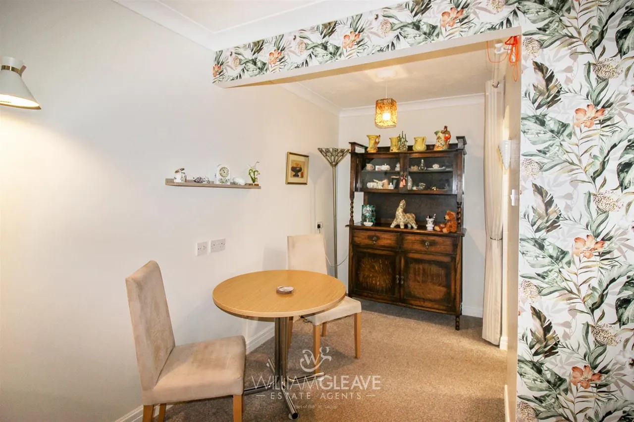 41 Ormeside Grange, Gloddaeth Stree, Llandudno, Conwy, LL30 2DF, photo 5