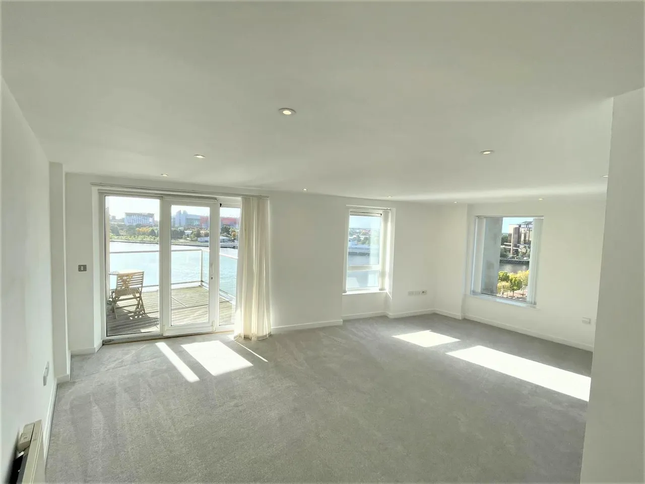 The Quays, Salford, M50, photo 2