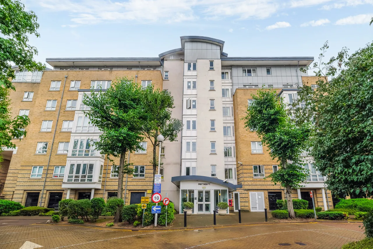 St. Davids Square, London, E14, photo 7
