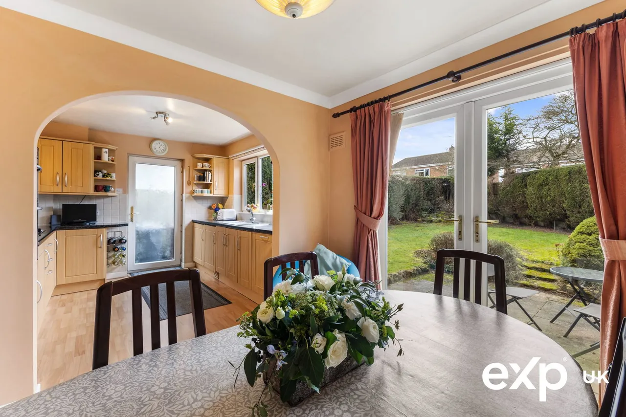 Tideswell Close, Ravenshead, photo 9