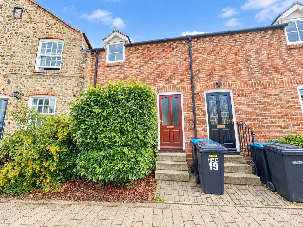 2 bed house to rent, Somerset Row, Ripon, HG4